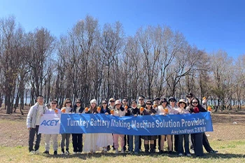 Inteligentné vybavenie Acey Všetci zamestnanci cestujú do Yunnanu